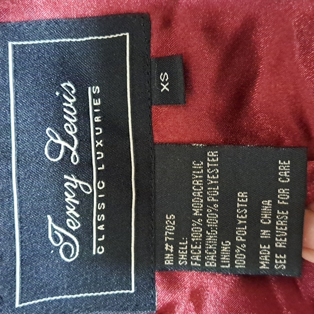 Terry Lewis Classic Luxuries Faux Fur ruffle detail Burgundy Jacket Size XS - Picture 7 of 13